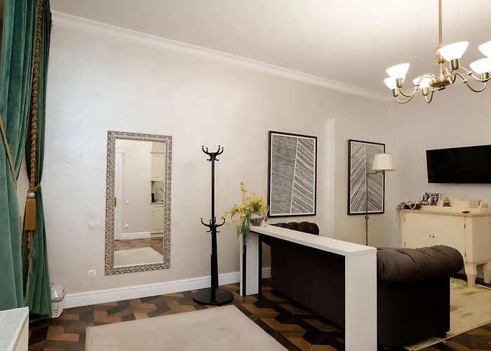 Del Rey Luxury Leópolis